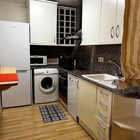 Hermoso Con Piscina A 300m De La Playa Apartman Lloret de Mar